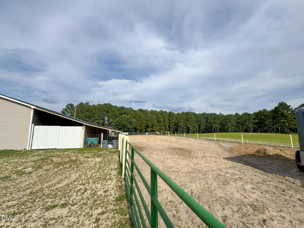 113 Pine Log Lane Roseboro, NC 28382