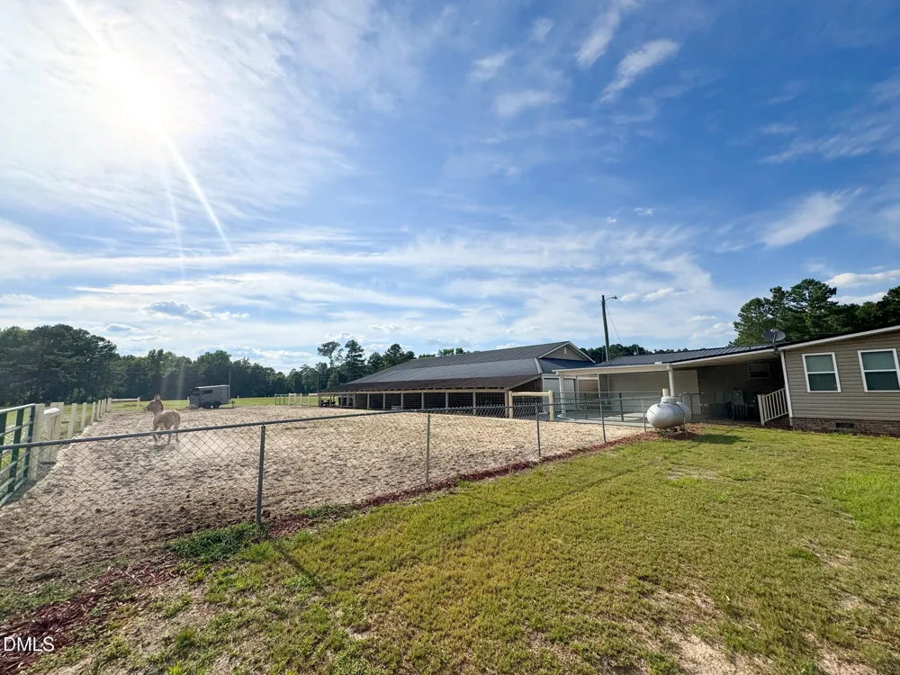 113 Pine Log Lane Roseboro, NC 28382