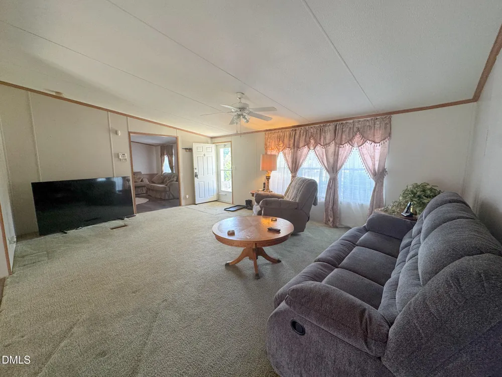 113 Pine Log Lane Roseboro, NC 28382