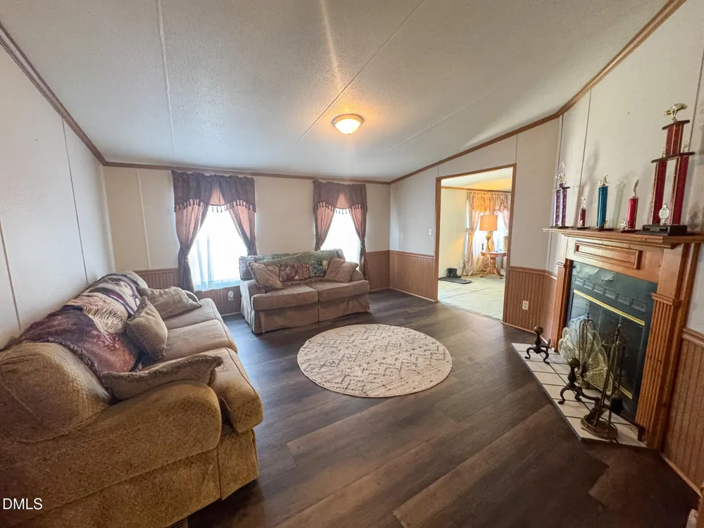 113 Pine Log Lane Roseboro, NC 28382