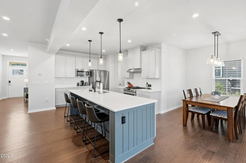 2904 Landon Oaks Court New Hill, NC 27562