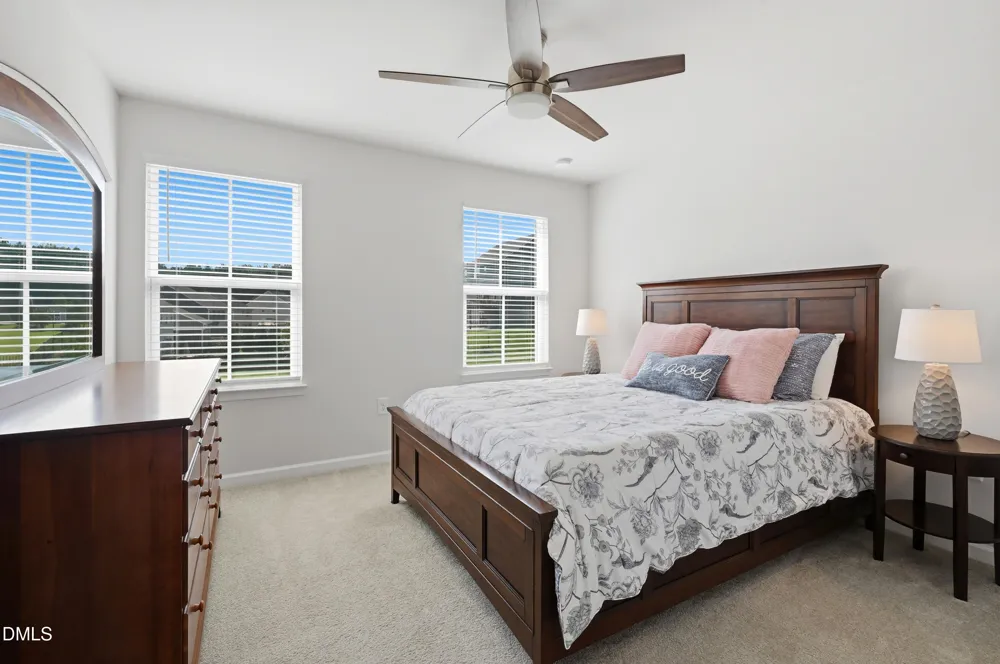 2904 Landon Oaks Court New Hill, NC 27562