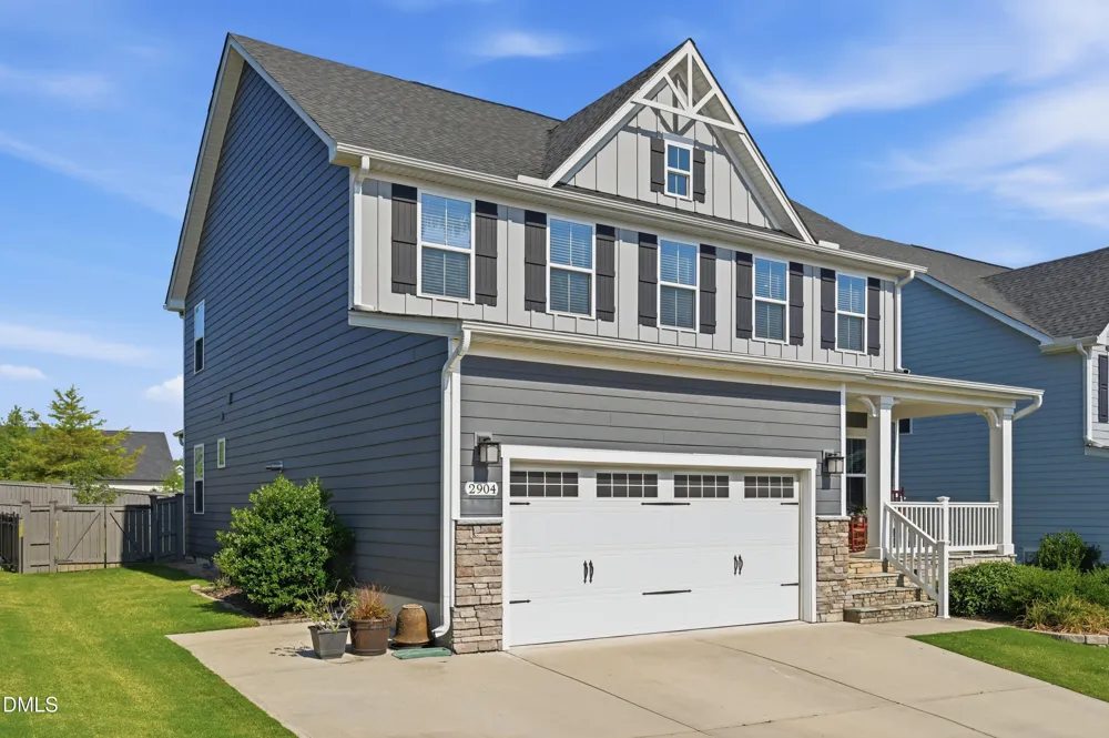 2904 Landon Oaks Court New Hill, NC 27562