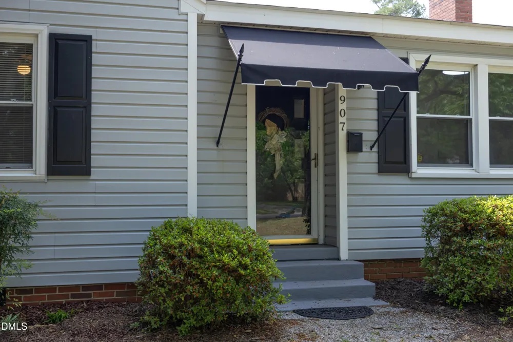 907 S 2nd Street Smithfield, NC 27577