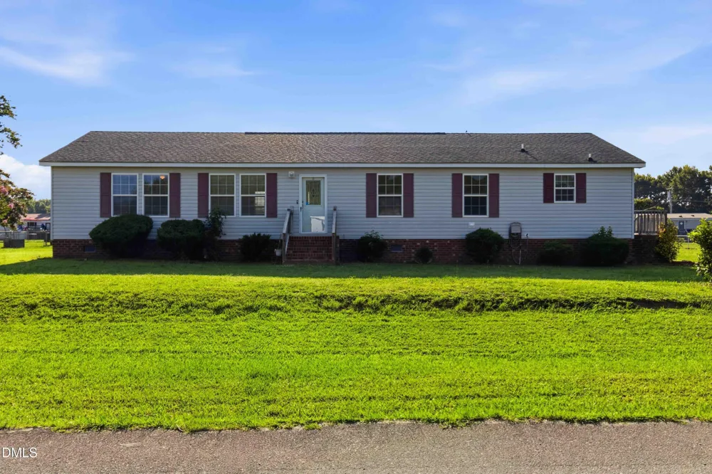 614 Autumn Winds Drive Goldsboro, NC 27530