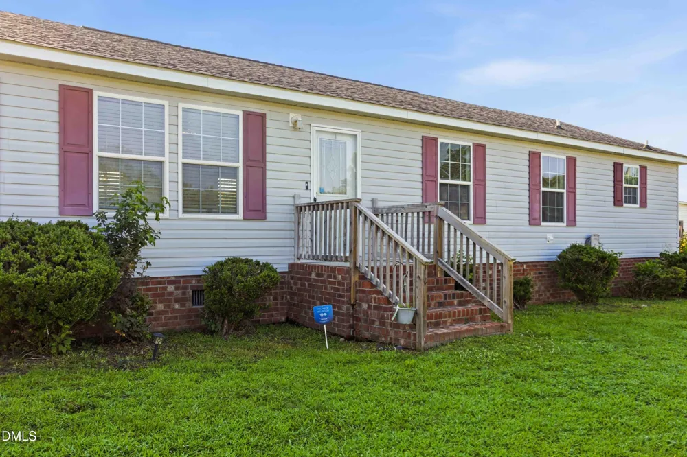 614 Autumn Winds Drive Goldsboro, NC 27530