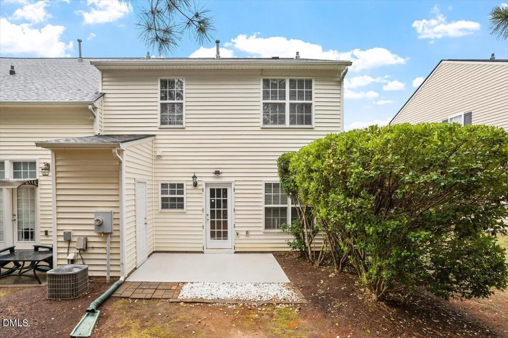 204 Cline Falls Drive Holly Springs, NC 27540