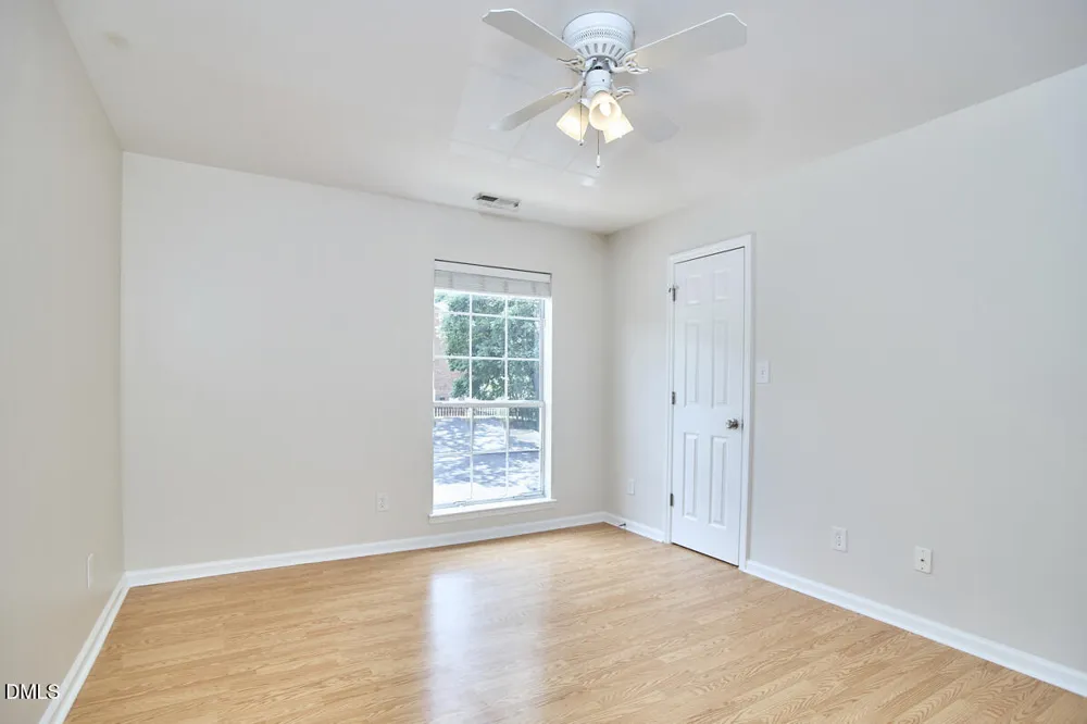 1005 Kingswood Drive #E Chapel Hill, NC 27517