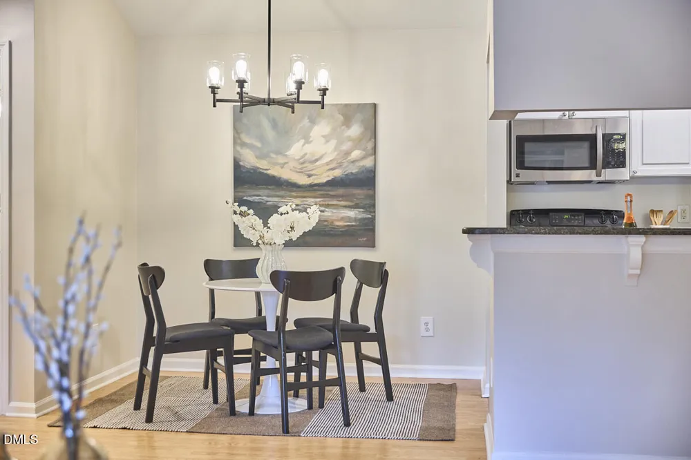 1005 Kingswood Drive #E Chapel Hill, NC 27517