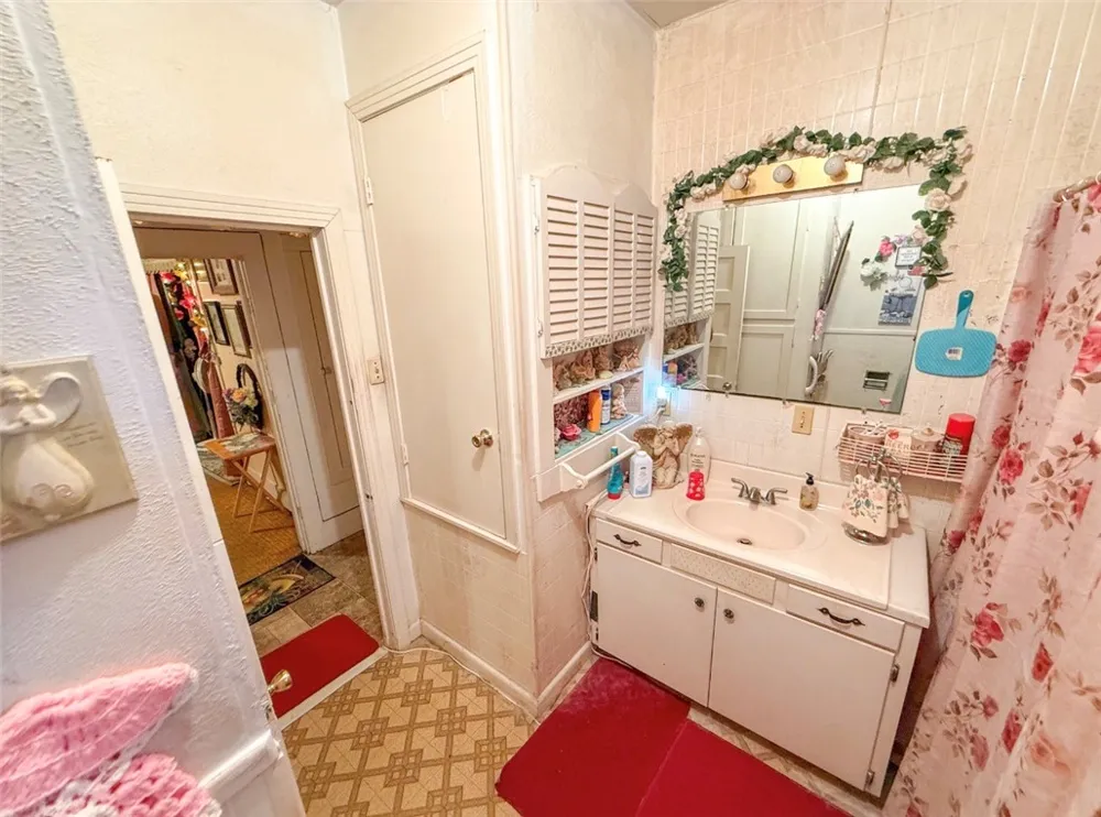 1117 E Fordyce Avenue Kingsville, TX 78363