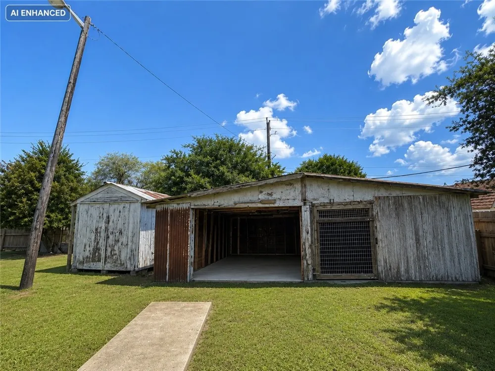 1117 E Fordyce Avenue Kingsville, TX 78363