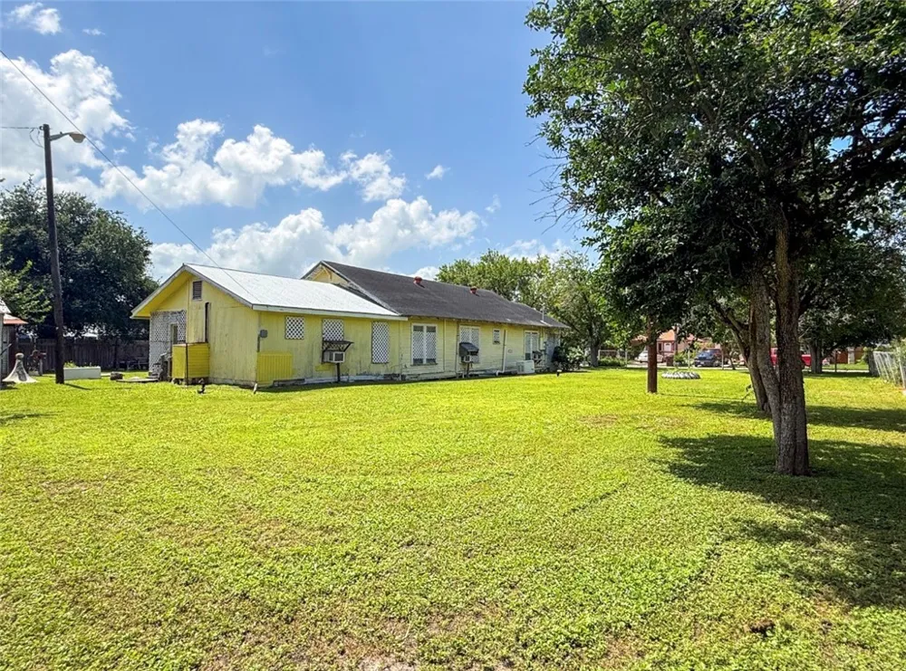 1117 E Fordyce Avenue Kingsville, TX 78363
