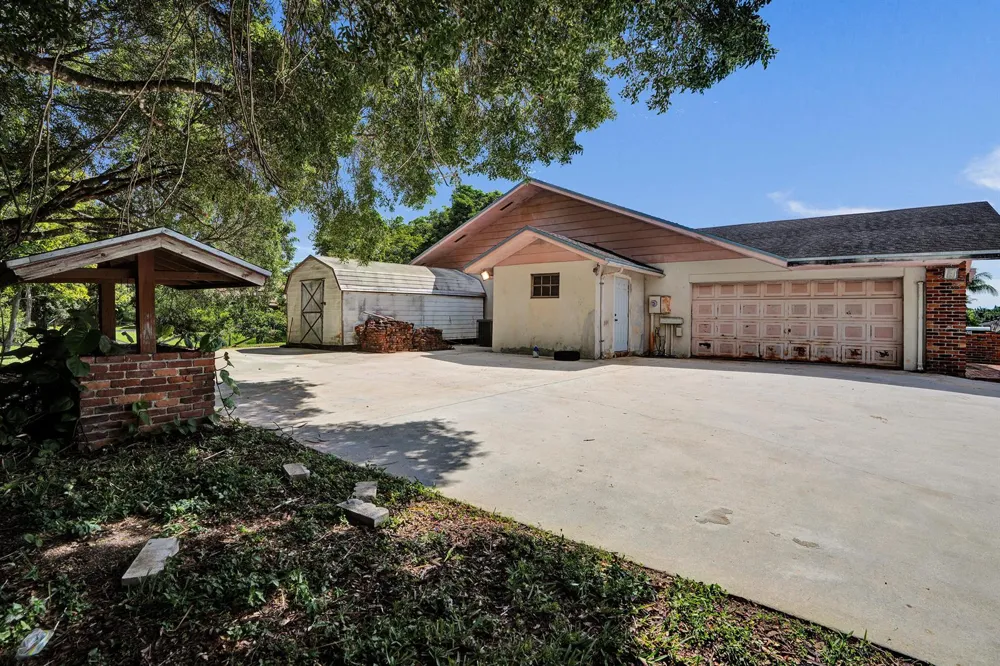 17151 SW 62nd Court Southwest Ranches, FL 33331