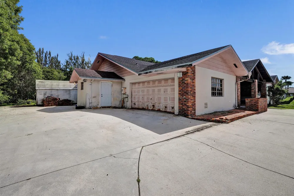 17151 SW 62nd Court Southwest Ranches, FL 33331