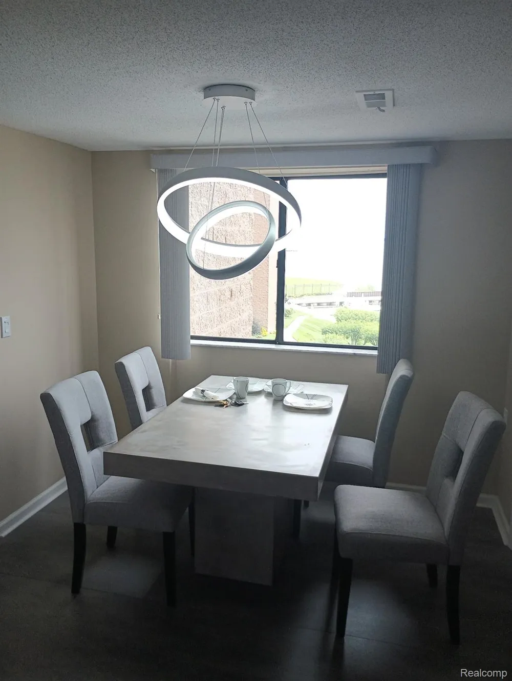 34432 Jefferson Avenue Harrison Charter Township, MI 48045