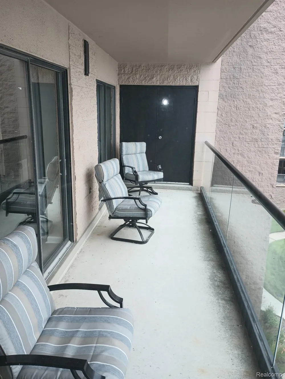 34432 Jefferson Avenue Harrison Charter Township, MI 48045