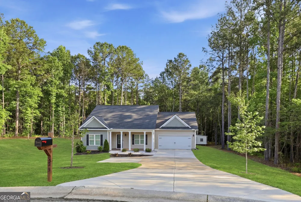 533 Evelyn DR Greenville, GA 30222