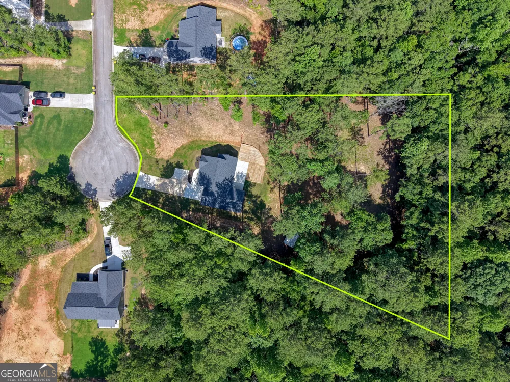 533 Evelyn DR Greenville, GA 30222