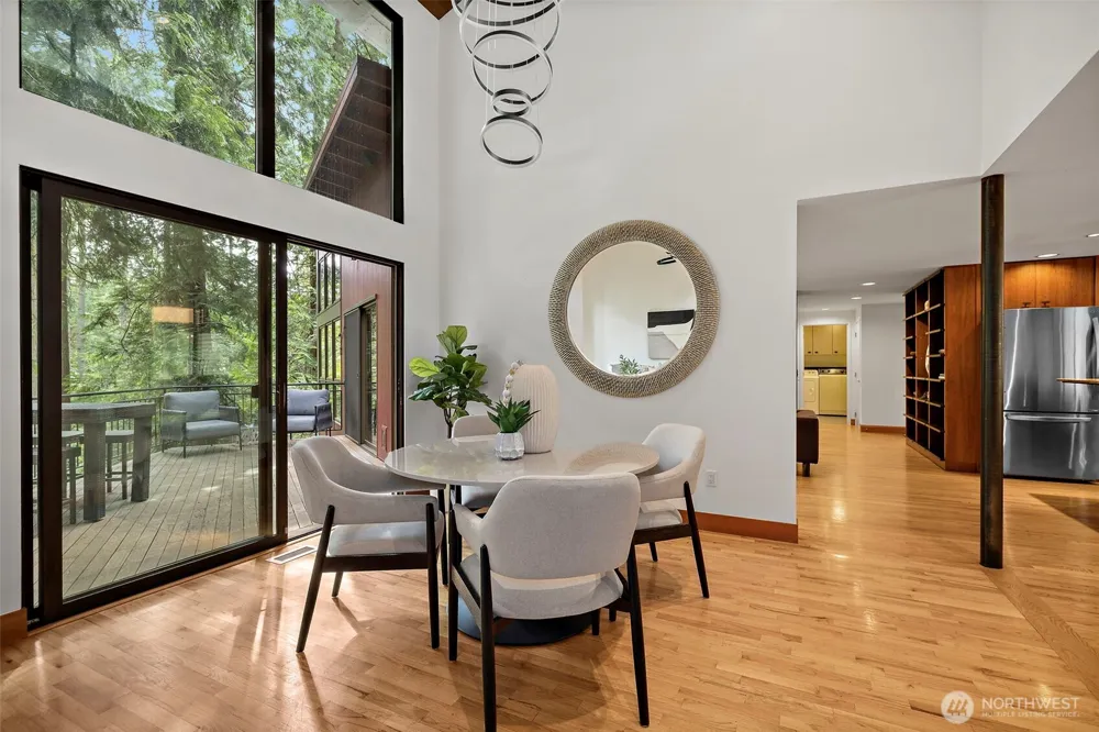 3518 129th Avenue NE Bellevue, WA 98005