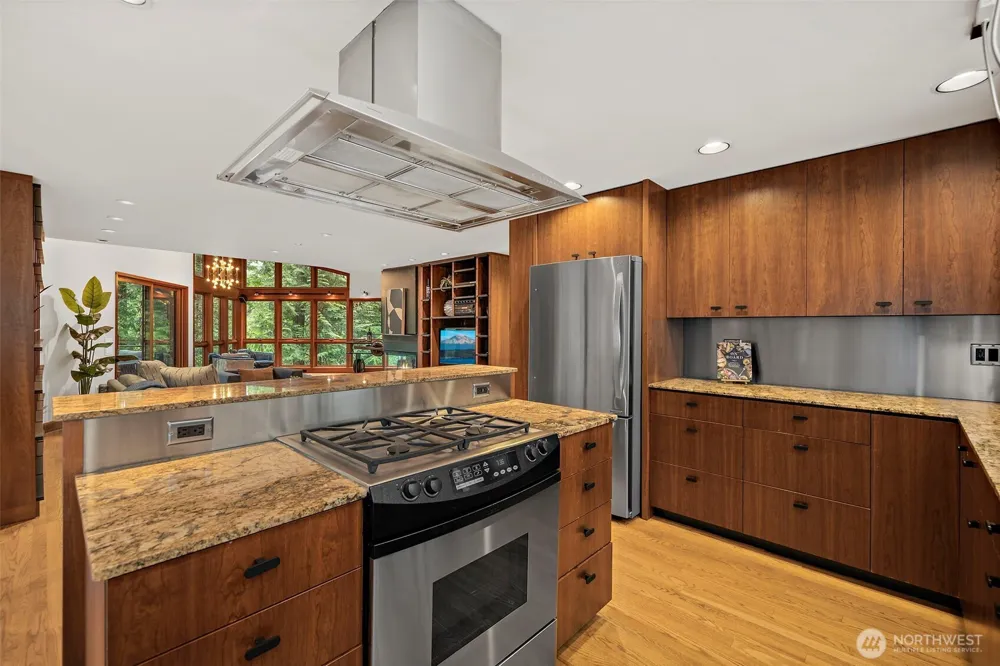 3518 129th Avenue NE Bellevue, WA 98005