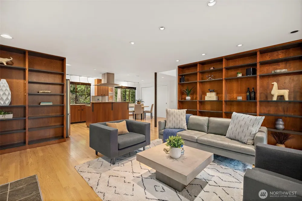 3518 129th Avenue NE Bellevue, WA 98005