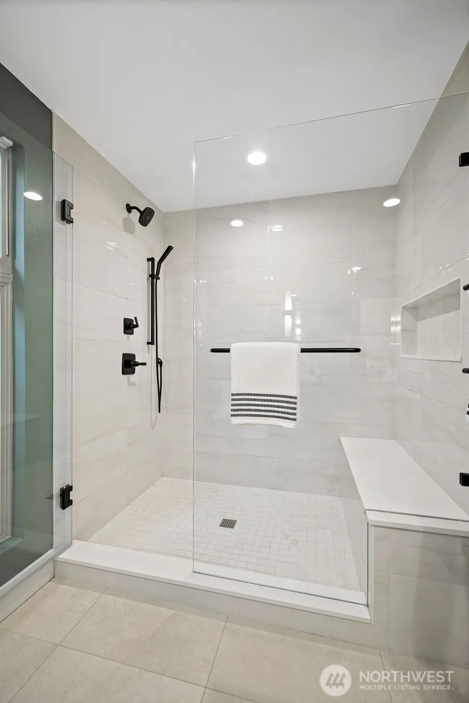 3518 129th Avenue NE Bellevue, WA 98005