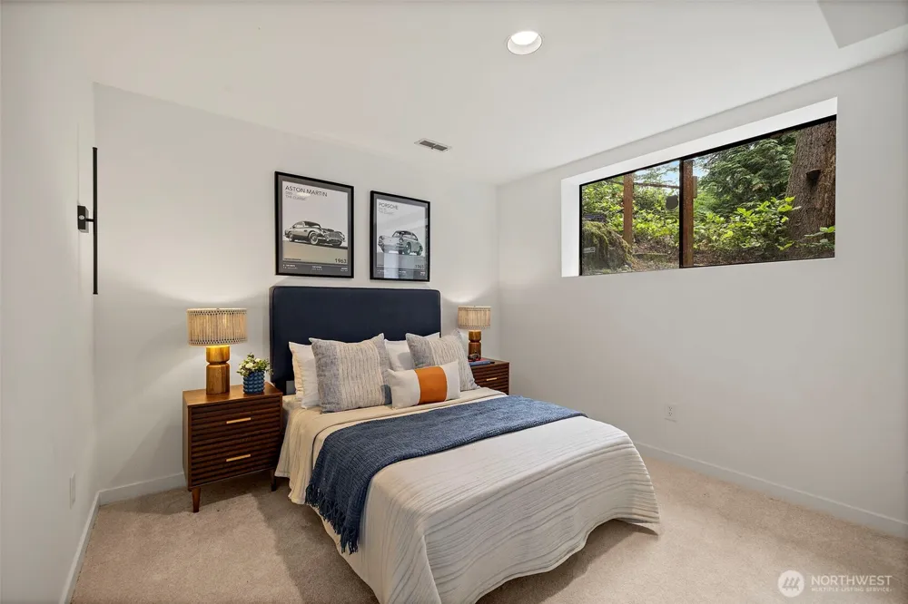 3518 129th Avenue NE Bellevue, WA 98005