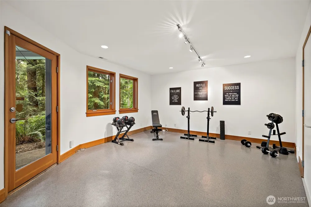 3518 129th Avenue NE Bellevue, WA 98005