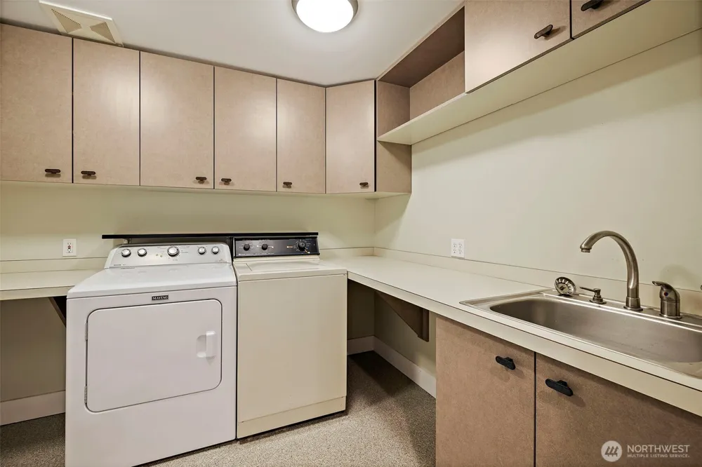 3518 129th Avenue NE Bellevue, WA 98005