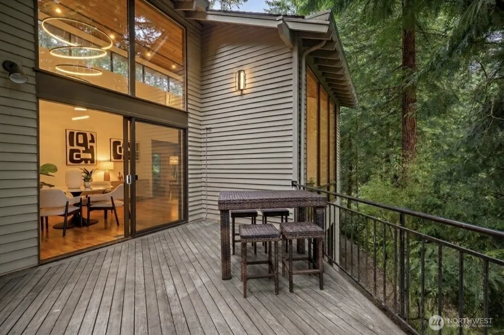 3518 129th Avenue NE Bellevue, WA 98005