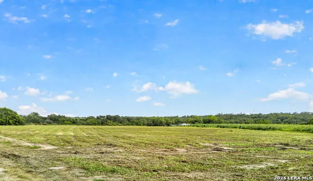 5354 Labus Rd Elmendorf, TX 78112