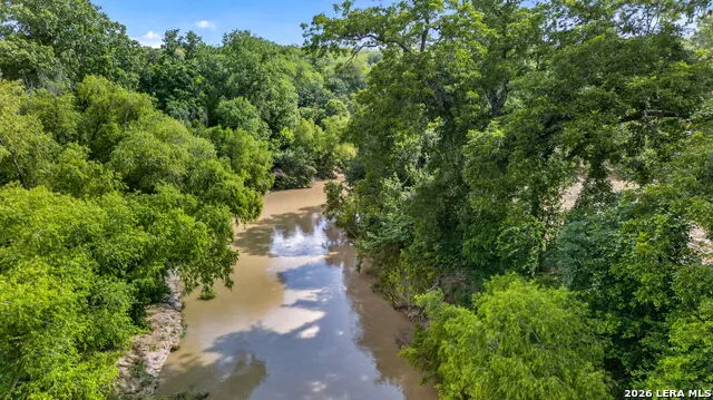 5354 Labus Rd Elmendorf, TX 78112