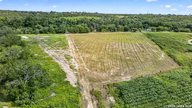5354 Labus Rd Elmendorf, TX 78112