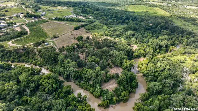 5354 Labus Rd Elmendorf, TX 78112