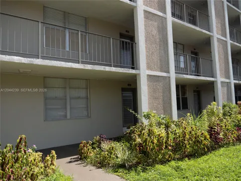 2998 NW 48th Ter #135