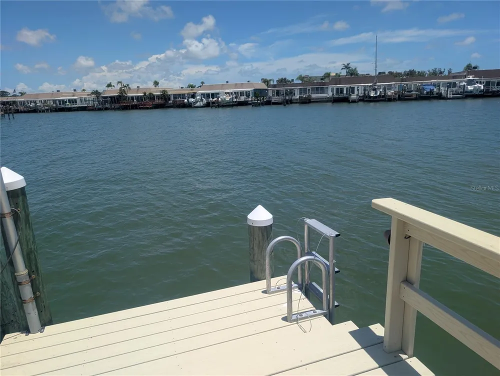 542 BOCA CIEGA POINT BOULEVARD #2108 Madeira Beach, FL 33708