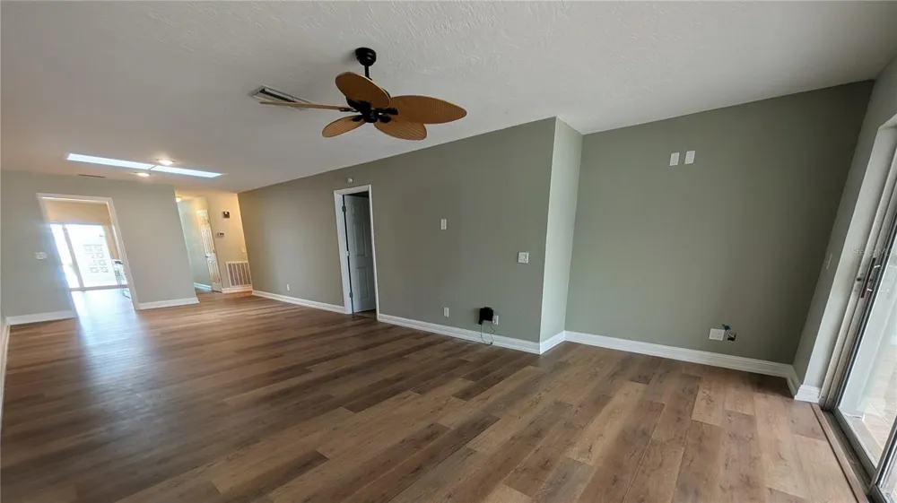 542 BOCA CIEGA POINT BOULEVARD #2108 Madeira Beach, FL 33708