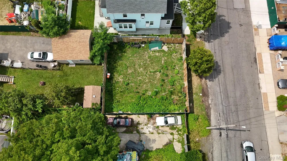 829 Dean Avenue Bronx, NY 10465