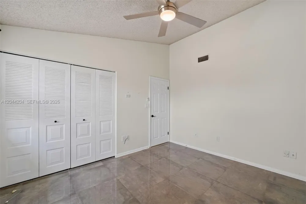 73 NW 98th Ter Plantation, FL 33324