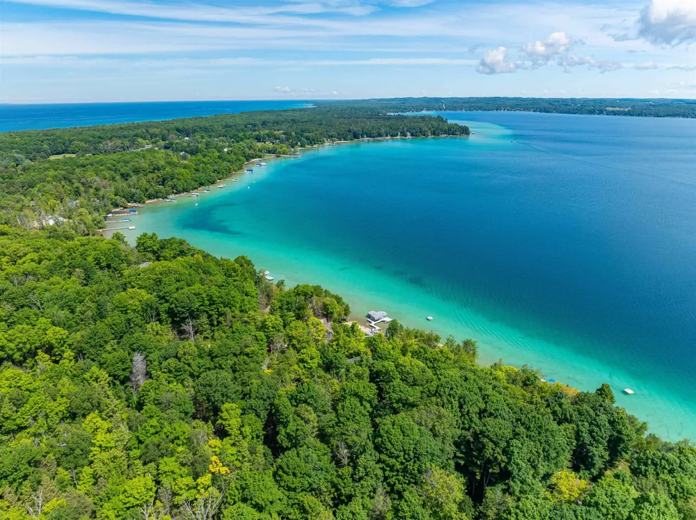 12246 Pineridge Trail Torch Lake Township, MI 49648
