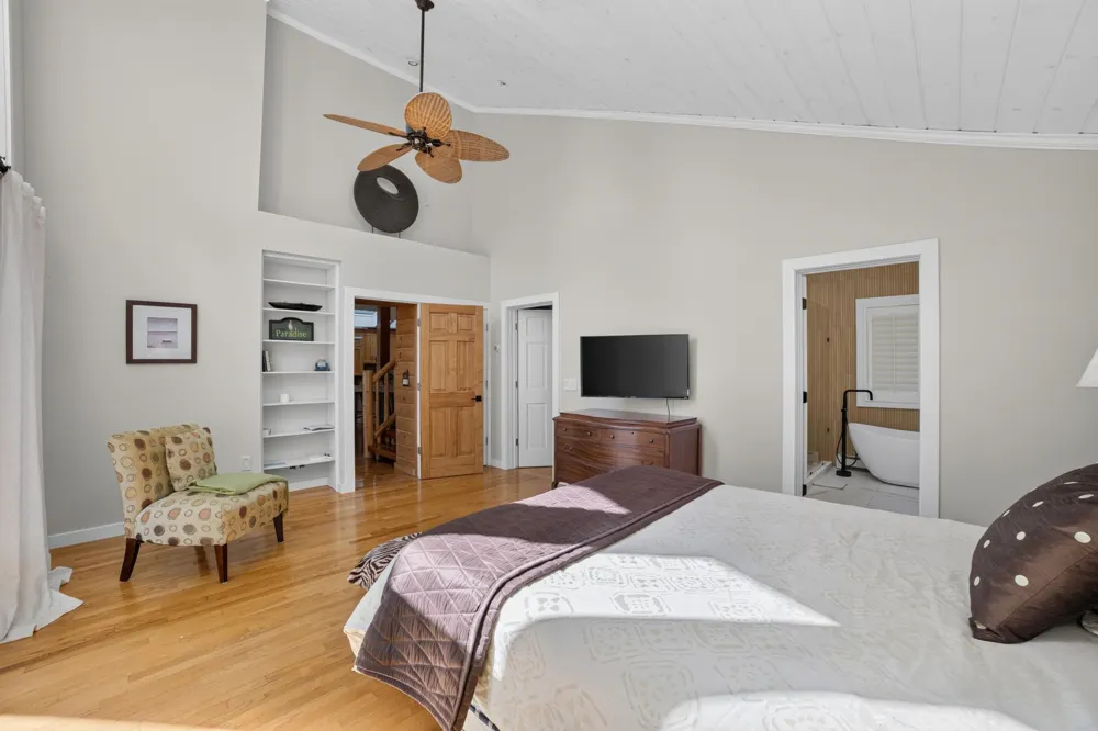 12246 Pineridge Trail Torch Lake Township, MI 49648