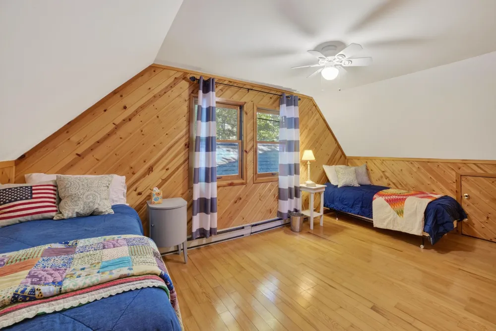 12246 Pineridge Trail Torch Lake Township, MI 49648