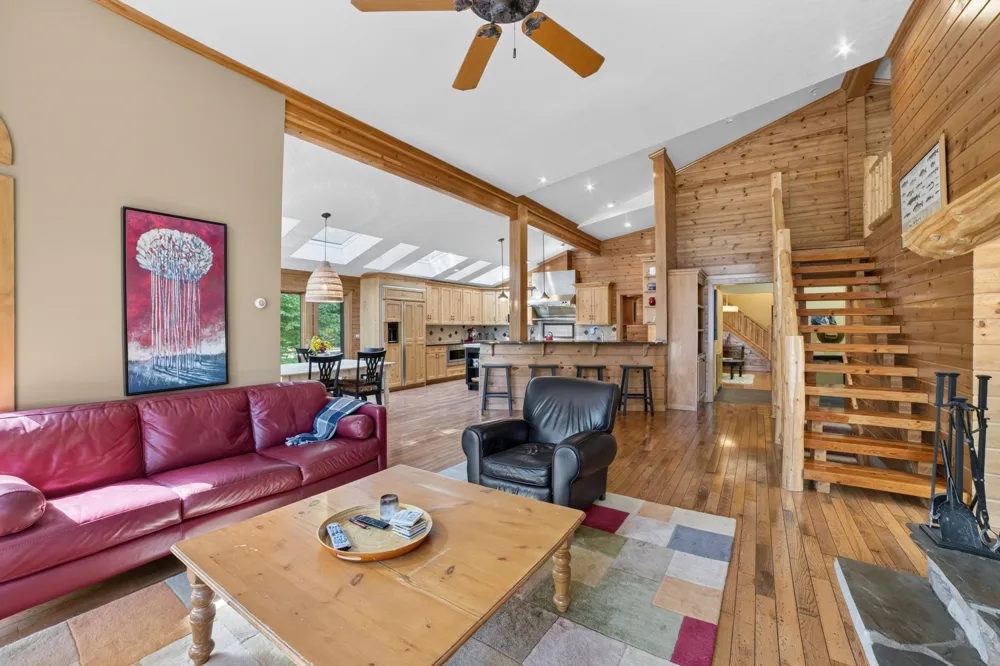 12246 Pineridge Trail Torch Lake Township, MI 49648