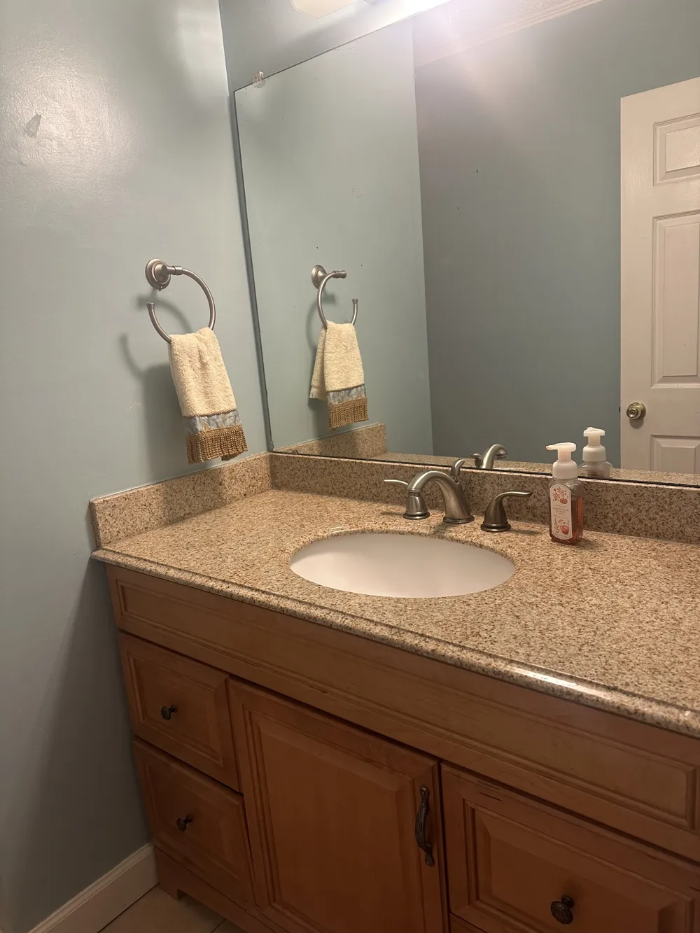 4838 Club Dr Old Hickory, TN 37138