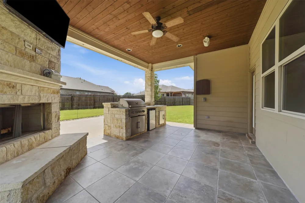 128 Clear Water Pass Bastrop, TX 78602