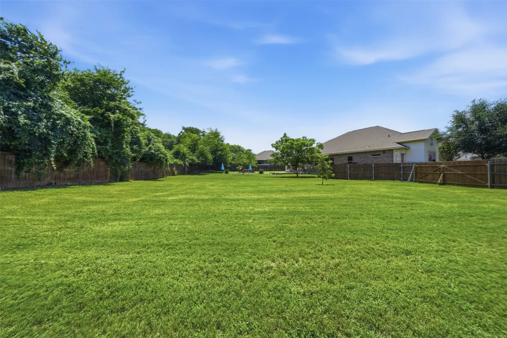 128 Clear Water Pass Bastrop, TX 78602