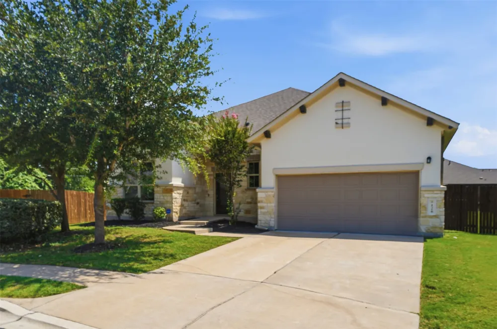 128 Clear Water Pass Bastrop, TX 78602