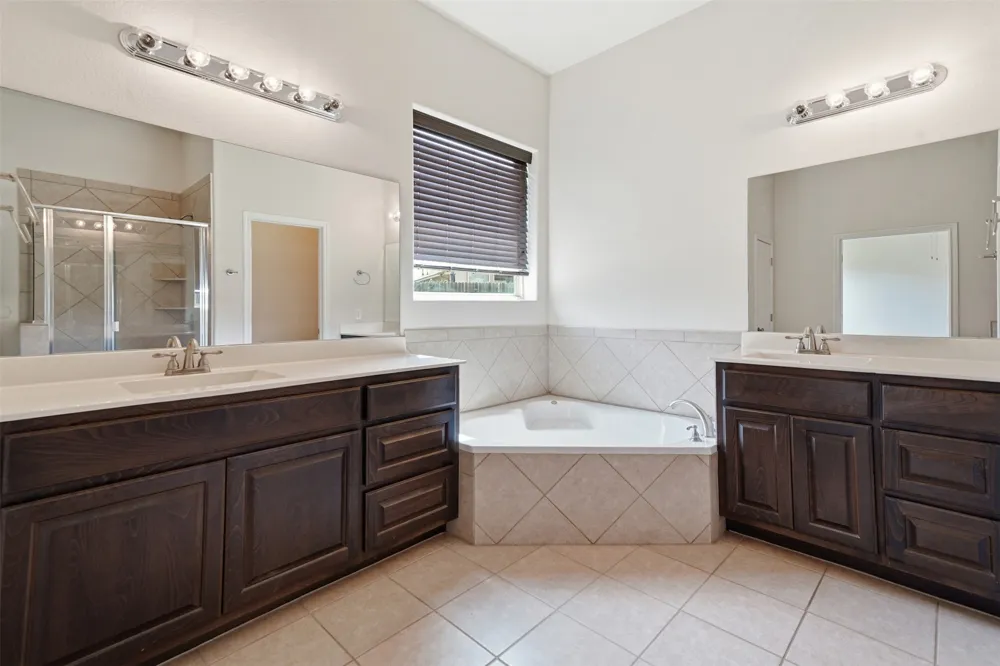 128 Clear Water Pass Bastrop, TX 78602