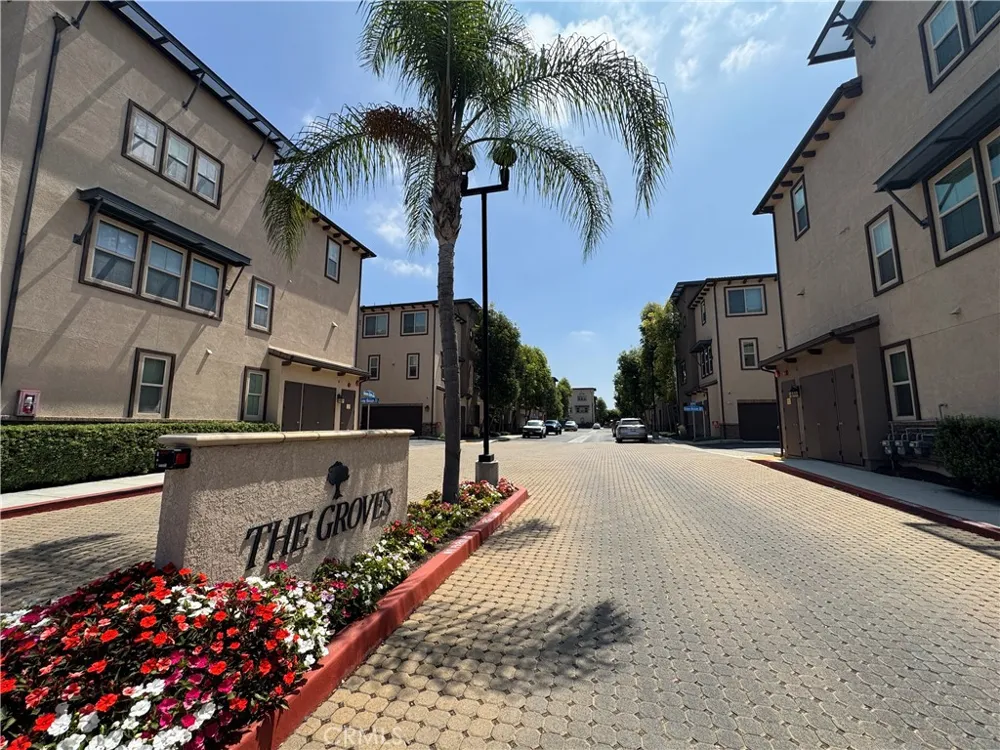 1391 Clementine Way Fullerton, CA 92833