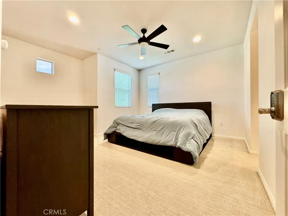 1391 Clementine Way Fullerton, CA 92833